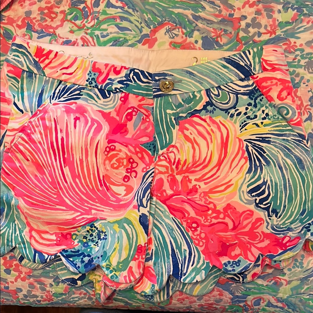 Lilly Pulitzer Vibrant Floral Print Shorts
